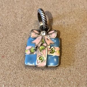 🆕 Brighton ABC Gift Box charm Enameled present in pink & blue Retired Gift ready